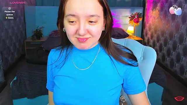 Snapshot of Fera1_Berry chatting on 03.05.25 Fera1 Berry online show from 03.05.25