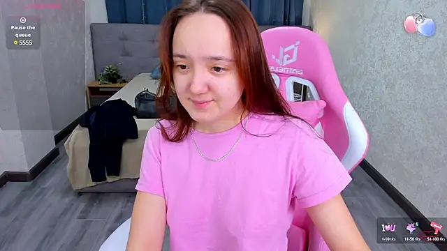 Snapshot of Fera1_Berry chatting on 03.06.25 Fera1 Berry online show from 03.06.25