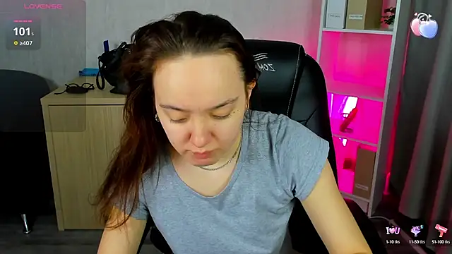 Snapshot of Fera1_Berry chatting on 03.15.25 Fera1 Berry online show from 03.15.25