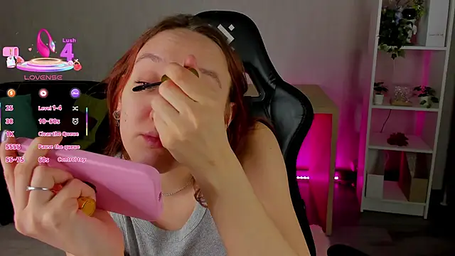 Snapshot of Fera1_Berry chatting on 02.04.26 Fera1 Berry online show from 02.04.26