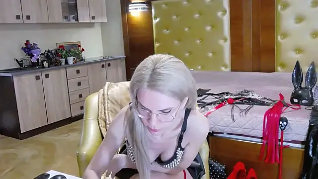 DomCaprisse online show from 03.03.26