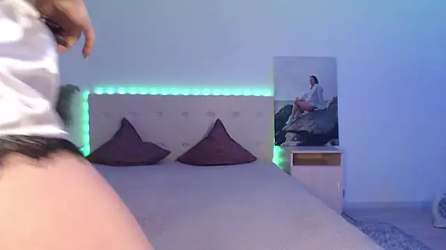 RoxannePure online show from 11.20.25