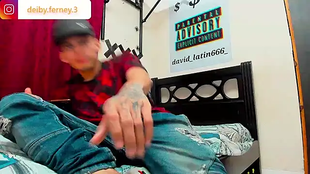 Snapshot of davidlatin66 chatting on 02.03.25 davidlatin66 online show from 02.03.25