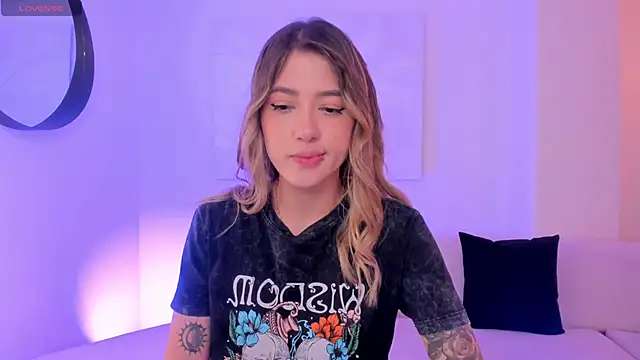 EveBensonX online show from 03.15.25