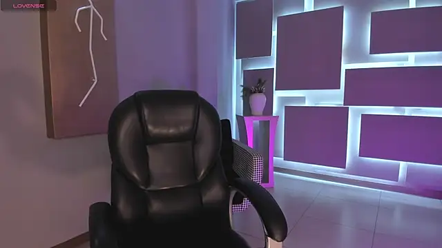 EveBensonX online show from 12.20.25