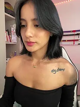 Ale Lewis online show from 03.06.25