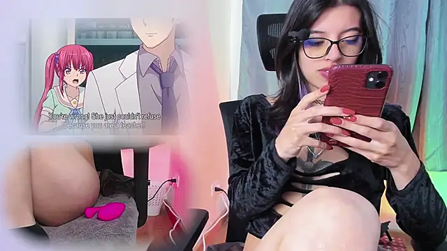 Snapshot of NanaRott chatting on 02.05.25 NanaRott online show from 02.05.25