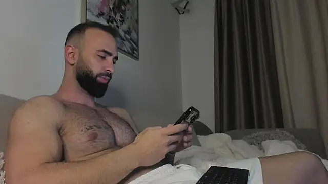 MichaelMasterss online show from 12.17.25