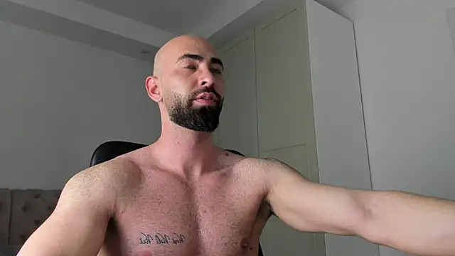 MichaelMasterss online show from 04.15.26