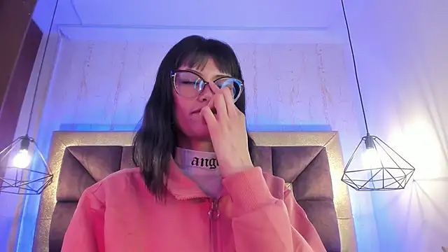  Jessy Moon  online show from 12.23.24