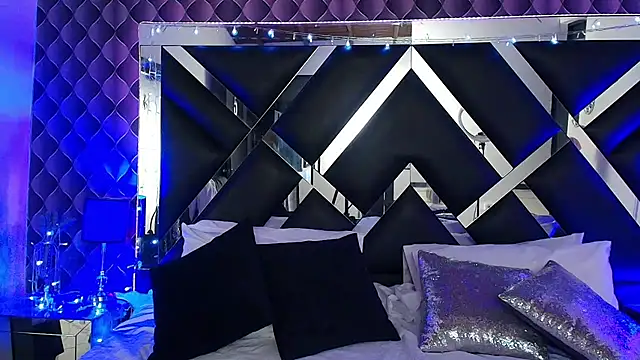 victoriaa lee  online show from 01.13.26