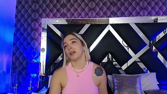victoriaa lee  online show from 06.05.26