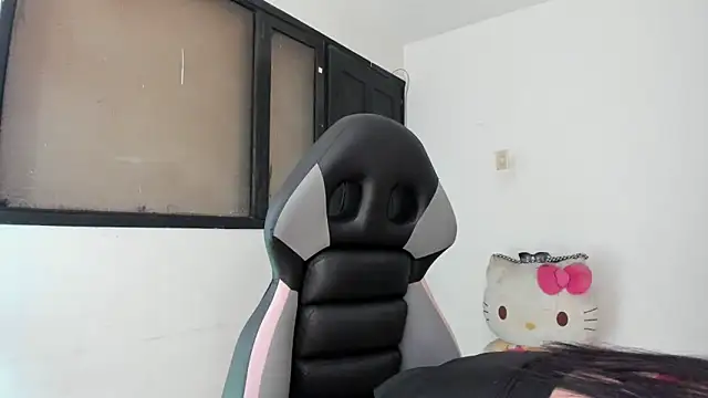 smile sweetpao online show from 02.14.25