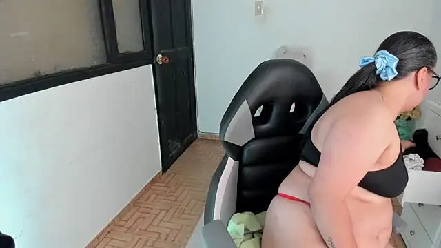 smile sweetpao online show from 10.03.25