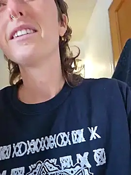 mossy kiss online show from 01.13.25