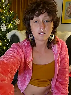 mossy kiss online show from 12.18.25