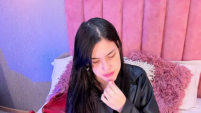 Alexa Thaylor  online show from 10.09.25