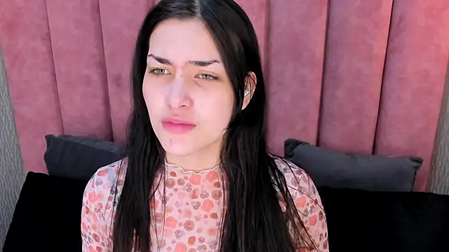 Alexa Thaylor  online show from 11.11.25