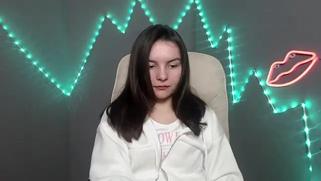 JasmineAsha online show from 03.04.26