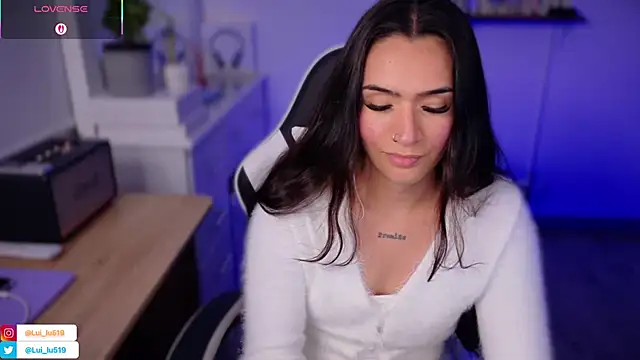 Snapshot of ImLui_lu chatting on 09.11.25 ImLui lu online show from 09.11.25