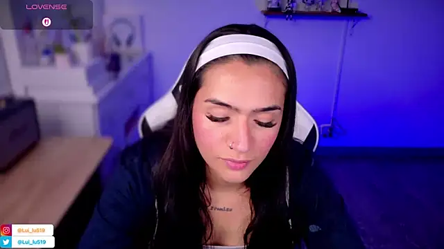 Snapshot of ImLui_lu chatting on 10.23.25 ImLui lu online show from 10.23.25