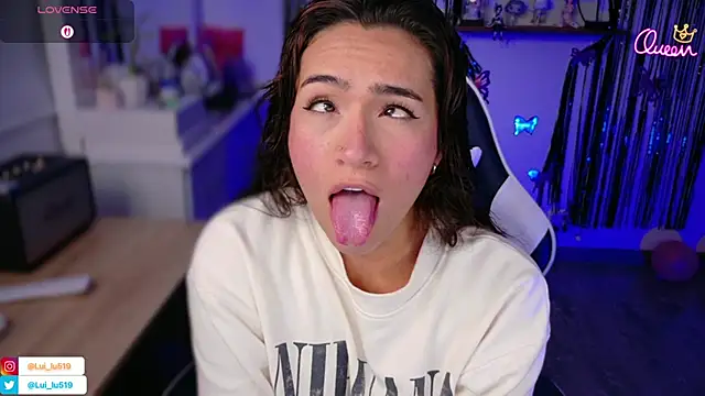 ImLui lu online show from 04.10.26