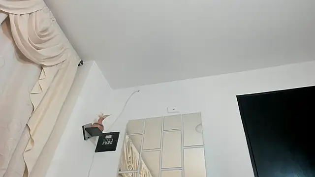 sarita loven online show from 04.11.26