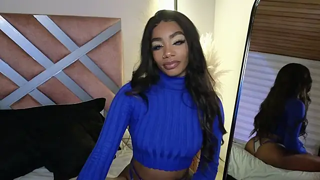 Snapshot of emely_brandon chatting on 01.24.25 emely brandon online show from 01.24.25