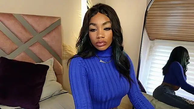 Snapshot of emely_brandon chatting on 03.05.25 emely brandon online show from 03.05.25