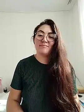 Snapshot of katha_steele_ chatting on 01.13.25 katha steele online show from 01.13.25