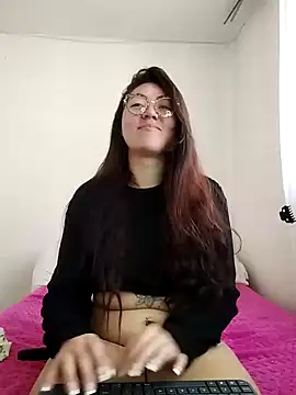 Snapshot of katha_steele_ chatting on 01.17.25 katha steele online show from 01.17.25