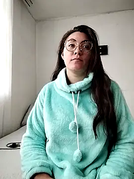 Snapshot of katha_steele_ chatting on 02.13.25 katha steele online show from 02.13.25