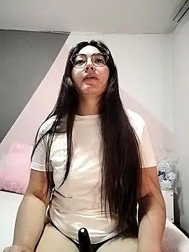 Snapshot of katha_steele_ chatting on 02.19.25 katha steele online show from 02.19.25