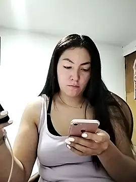 Snapshot of katha_steele_ chatting on 09.14.25 katha steele online show from 09.14.25