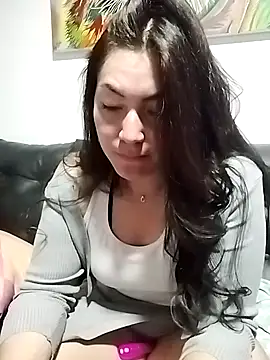 Snapshot of katha_steele_ chatting on 09.26.25 katha steele online show from 09.26.25