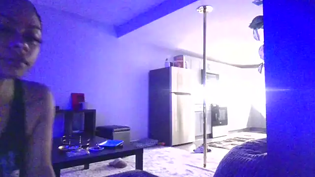 leanarose10 online show from 06.20.26