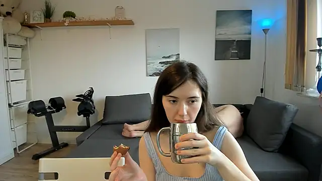 PollyFlame online show from 02.21.25