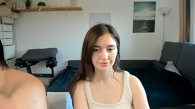 PollyFlame online show from 03.04.25