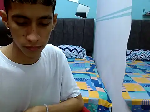 Angelstripboy online show from 03.10.25