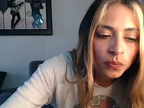 Liamiler01  online show from 03.11.25