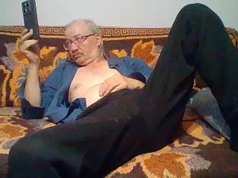 cumloverboyxx69 online show from 01.30.25