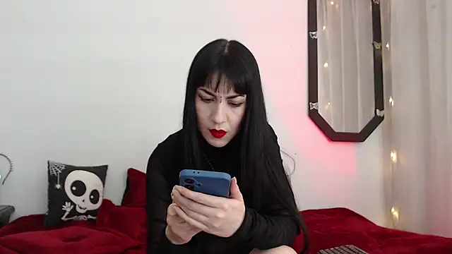 Amy Aloqua online show from 02.05.26