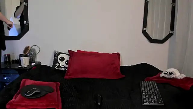 Snapshot of Amy_Aloqua chatting on 04.08.26 Amy Aloqua online show from 04.08.26