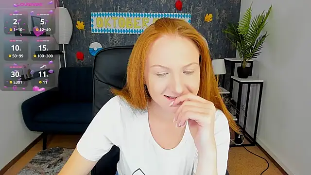 JeannieFox  online show from 09.15.25