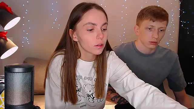 juliaanddima online show from 02.26.25