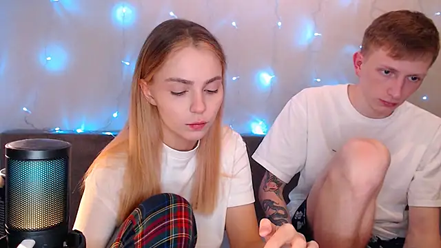 juliaanddima online show from 09.20.25