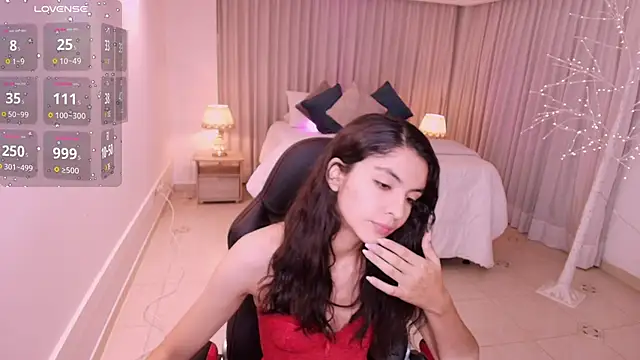 miiaa evans online show from 02.14.25