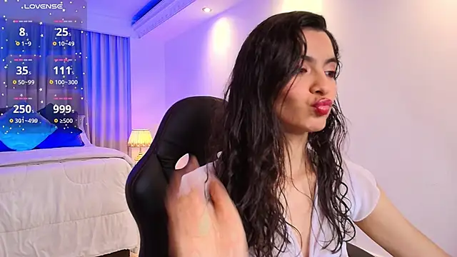 miiaa evans online show from 03.19.25