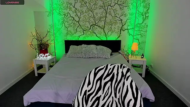 Linda EX online show from 10.02.25