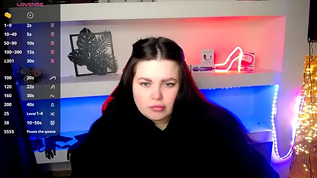 Emily Mo online show from 01.19.25